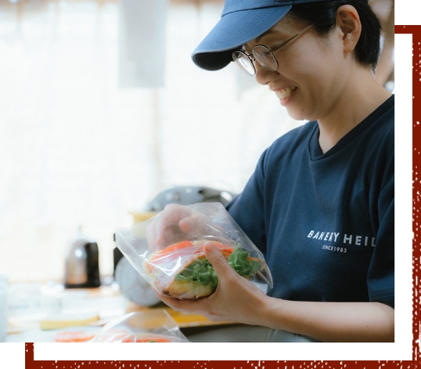 スタッフ 小島さん
